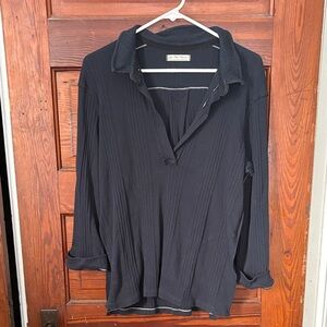 Free People Black Annie Ribbed Collared Top size Small Navy Blue